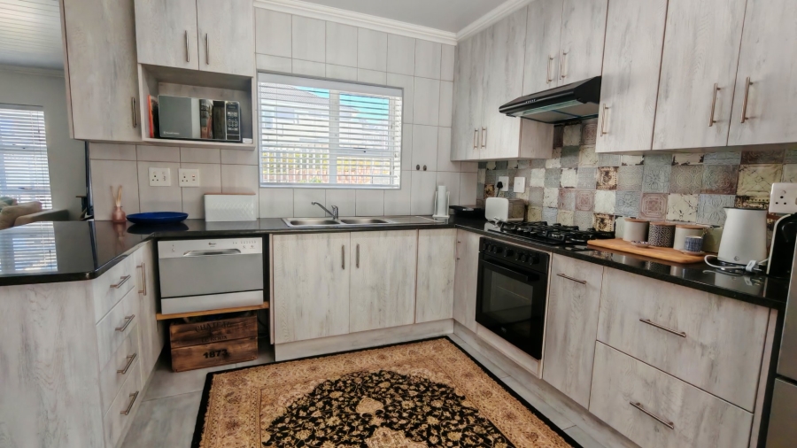 3 Bedroom Property for Sale in Tergniet Western Cape